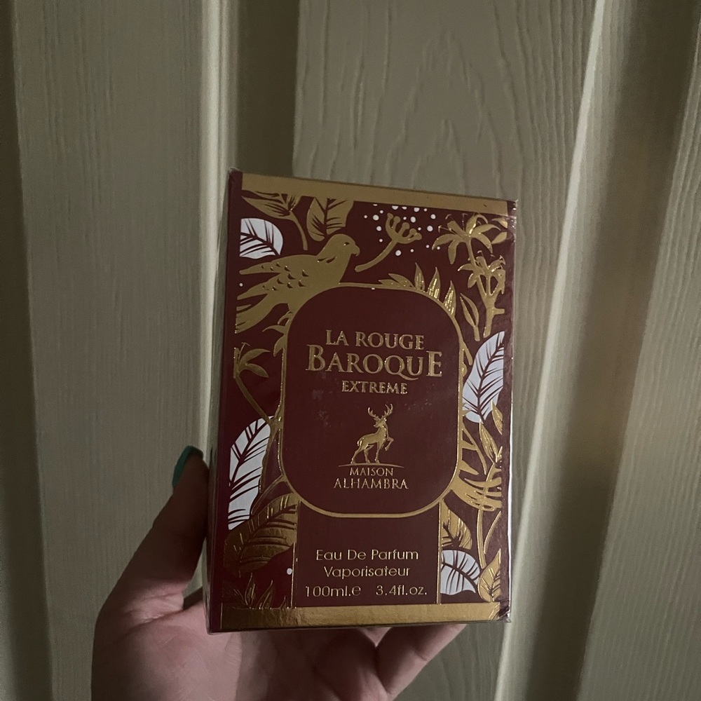 La Rouge Baroque Extreme Eau de Parfum